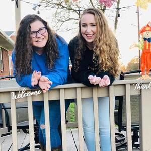 Meet your Posher, Shaina